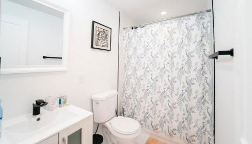 Cozy 1BR 1BA Retreat in a Private DC Basement - Foto 3