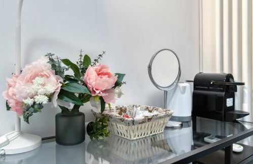 FREE Parking Large Apartment x11 with 4 bathrooms - Photo 35