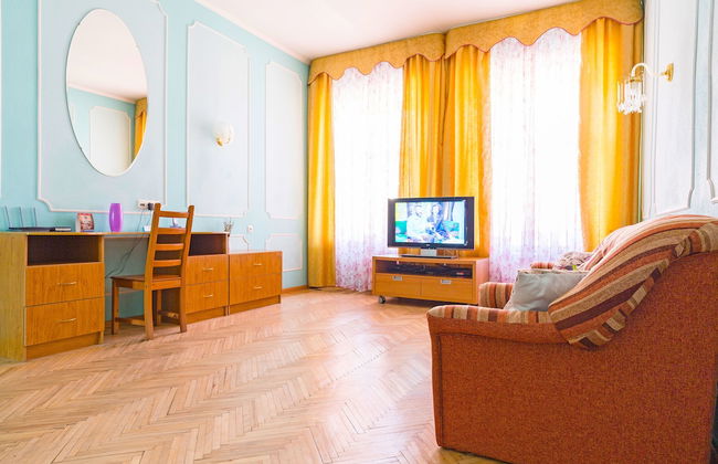 Feelathome on Lower Nevsky - Photo 51