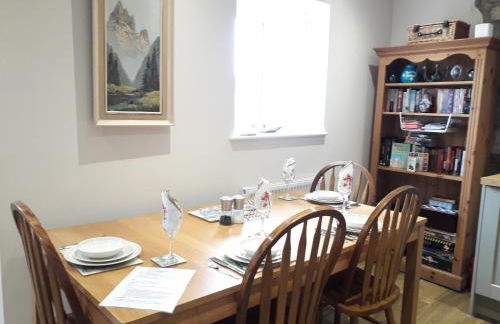 Horseshoe Cottage historic gem near Snowdonia. - Photo 9