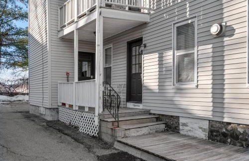 Cozy & Warm 2nd Flr Mid Term Rental - Photo 18