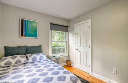 Spacious 4-Bedroom Near Downtown and UM Stadium - Foto 23