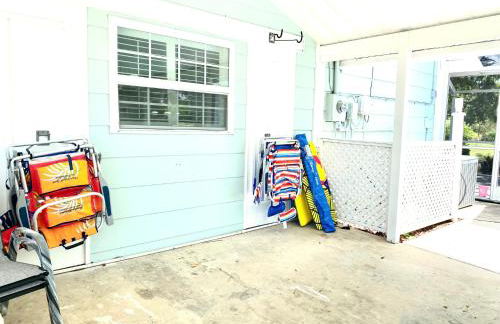 Beautiful Waterfront Home Less Than 7 mins to Beaches - Foto 58