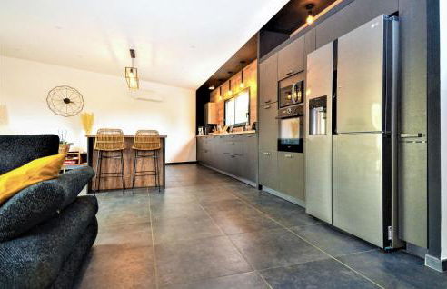 3 Bedroom Amazing Home In Montfavet - Photo 6