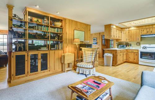 Lakefront Escape with Deck and Kayaks in Lovell! - Foto 13