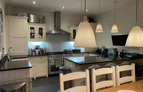 3 Bed Home Sleeps 6 Free parking - Foto 25