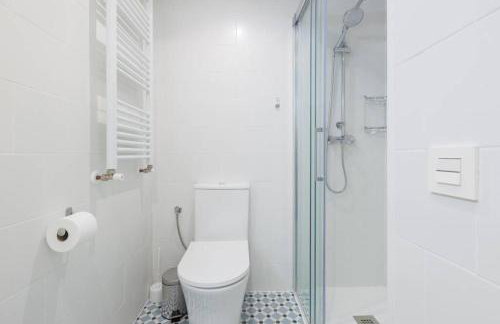 NEW Gorgeous Central Apartment - Beachfront - 3 BD - Foto 11