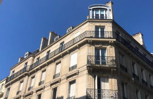 Vue Tour Eiffel et 5 minutes des Champs-Elysees Appartement 2 chambres Paris 16 Etoile - Foto 24