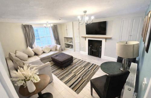 Hexham Town Centre, Market Place View - Photo 11