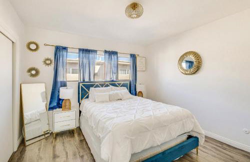 Los Angeles Townhome Off-Street Parking and Balcony - Foto 5