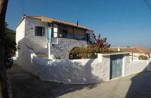 Lovely traditionnal house with sea view - Photo 6