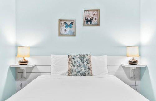 Private Hot Tub The Roost 16 Patio 2BR Downtown - Foto 12