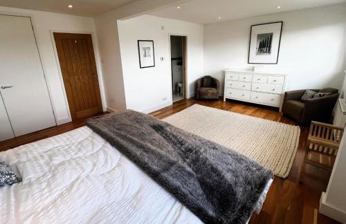 North Quay - Pet friendly Luxury Townhouse overlooking Bembridge Harbour - Photo 34