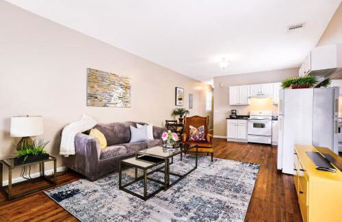 Cozy Historic 2BR House 10 Min to French Quarter - Foto 4