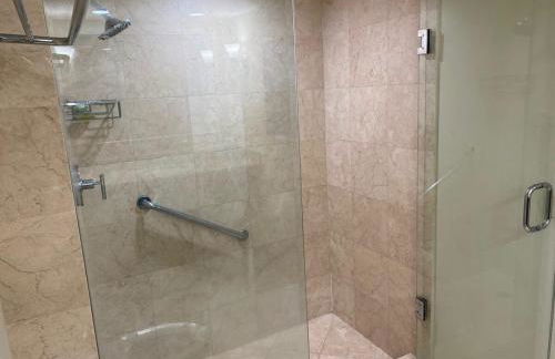 Ocean Breeze Condo - Intracostal and Ocean views at GalleryOne - Foto 11