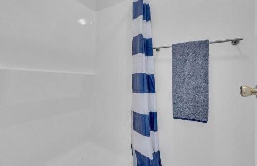 Bayview Coastal Home - Steps to Shore & Free Parking - Foto 20