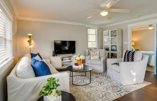 Bright St Petersburg Apartment, Walk to Downtown! - Foto 4