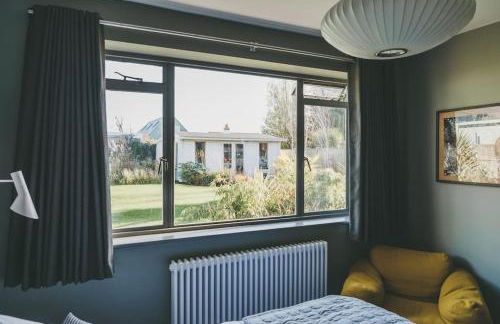 Architect designed spacious five bed house by sea - Foto 38