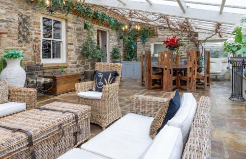 Sun Hill Farmhouse - Photo 17