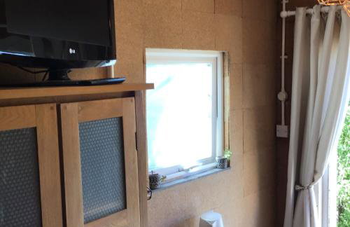 Small self contained room - Foto 11