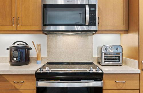 @ Marbella Lane - Stunning Gem w/ MT & Ocean Views - Foto 45