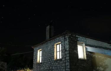 Charlami's Mansion -Παραδοσιακό Πέτρινο Σπίτι με Τζάκι και Πανοραμική Θέα - Foto 35