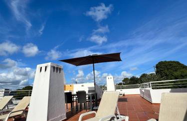 Casa Julio-Rooftop Terrace & Pool 5 Min to Beach - Foto 1