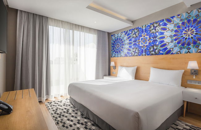 Mid Town Hotel Casablanca - Photo 4