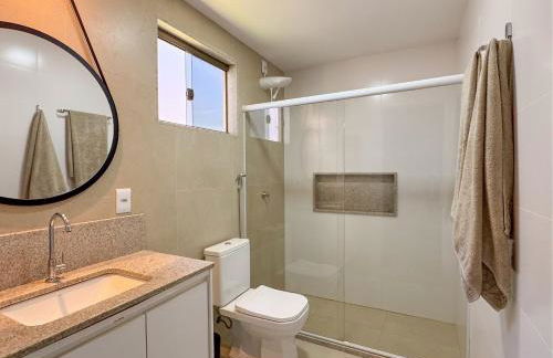 casadecastelhanos, Quadra do MAR de CASTELHANOS, 4 suítes com AR, Churrasqueira, Piscina, Hidromassagem, Cozinha INTEGRADA GOURMET Ideal para FAMÍLIA E AMIGOS - Foto 9