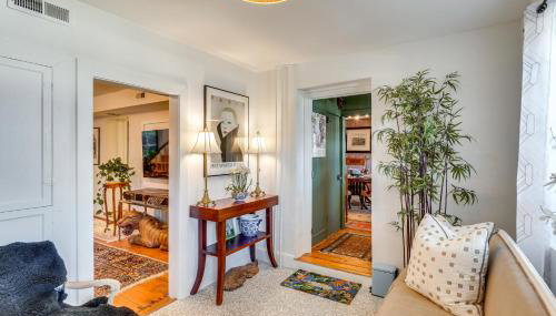 Cottage with Furnished Patio and Garden Dtwn Leesburg - Foto 4