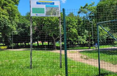 Casa espaçosa com linda piscina - Foto 19