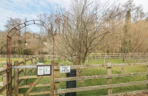 Bell tent 4 - Photo 10