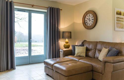 Luxury 3 Bed Home with Heated Swimming Pool Air Con and Boules Pitch - Foto 56