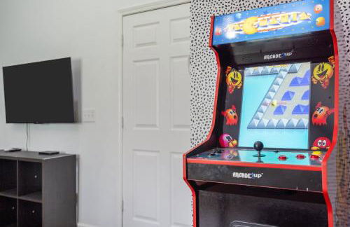 Grandma's Farm on 6 acres with Lighted Barn and River Access - Foto 16