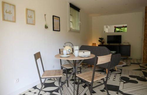 La Hutte de la Tortue Rez-de-jardin Patio au Calme - Foto 23