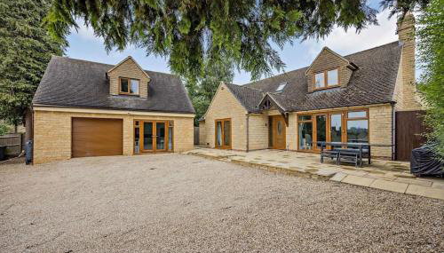 Beautiful 4-5 bedroom village house with rural views - Foto 4