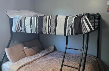 The E-Town Retreat 2BR townhouse close to Downtown - Foto 18