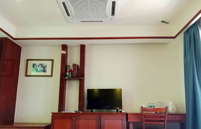 Alpine LXPD Water Chalet - Photo 48