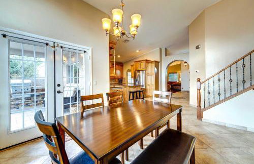 Pool and Hot Tub Home Near Peoria Sports Complex! - Foto 12