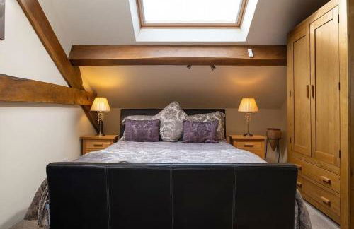 PLAS IWRWG GRANARY - Stunning Barn Conversion based in North Wales - Photo 29