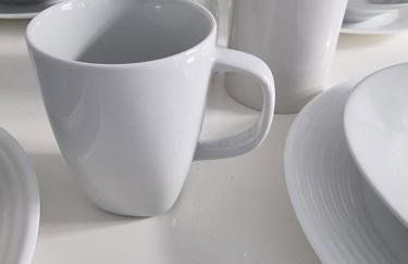 Newly Refurbished 2- Bed Stylish Home - Foto 17