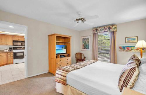 End Unit with Resort Views From Lanai - Foto 15