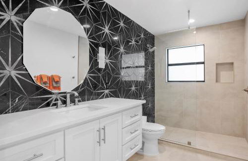 Guadalupe Bluff Modern House - Foto 22