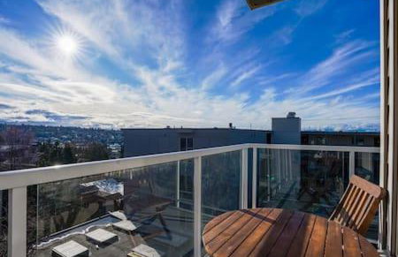 Fremont home with panoramic views near Woodland Zoo - Photo 5