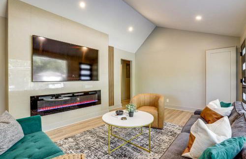 Decatur Gem Modern Kitchen, Deck and Fireplace! - Foto 4