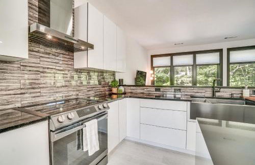 Luxury Modern Home on Golf Course with Game Room! - Foto 9