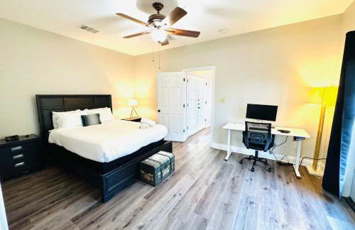 Upstay East Austin Retreat w Yard - 5min to Downtown - Foto 17