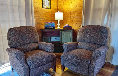 Mountain View Log Cabin - Cozy cabin in the Blue Ridge Mountains- New Property! - Foto 10