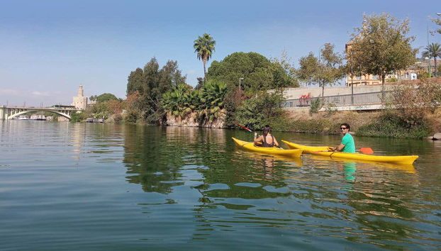 Disfrutando de los kayaks