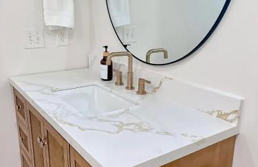 CHLChateau-Walkable to Hurricane Marina - Photo 19